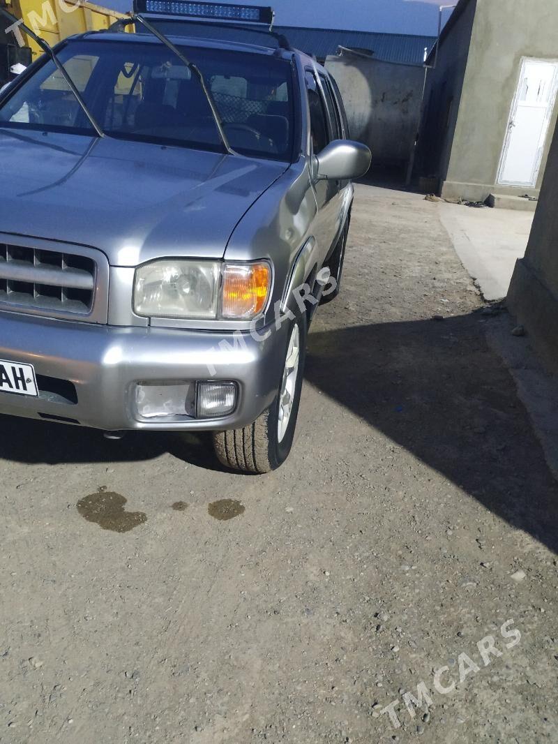 Nissan Pathfinder 1999 - 100 000 TMT - Бабадайхан - img 3