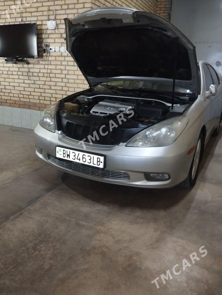 Lexus ES 300 2003 - 185 000 TMT - Дянев - img 2