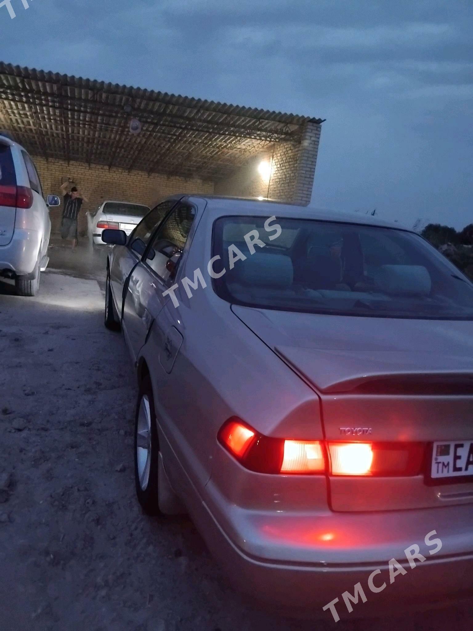 Toyota Camry 1998 - 95 000 TMT - Халач - img 2
