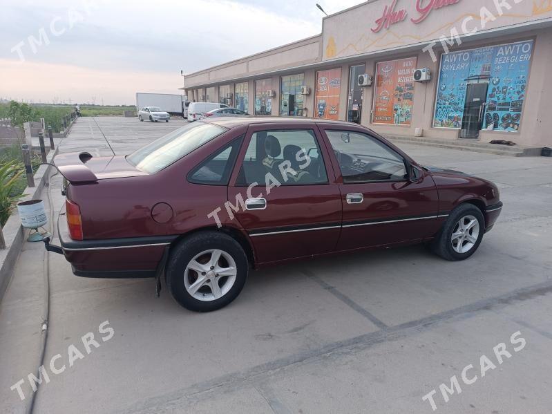 Opel Vectra 1990 - 35 000 TMT - Байрамали - img 3