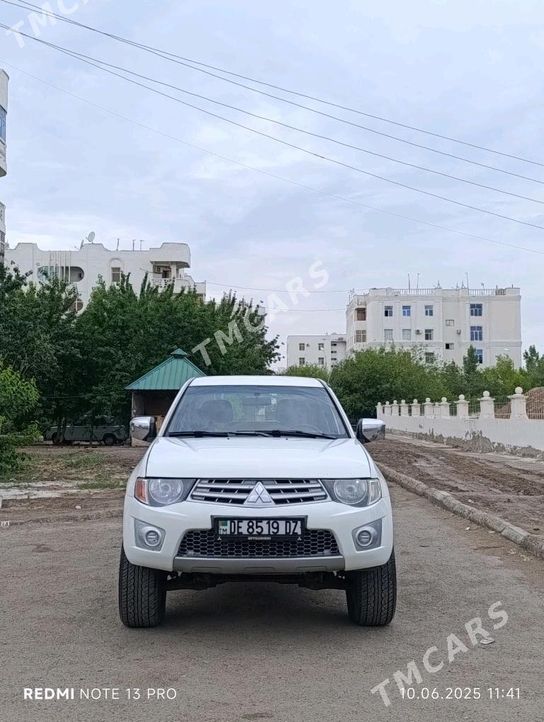 Mitsubishi L200 2010 - 155 000 TMT - Daşoguz - img 3