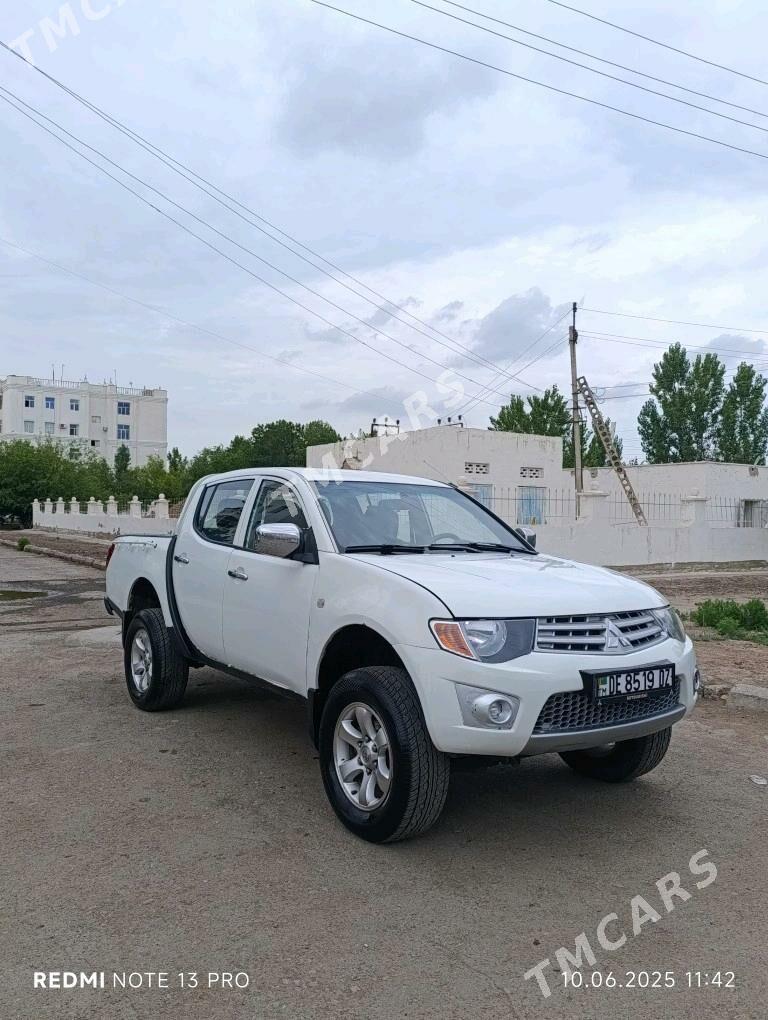 Mitsubishi L200 2010 - 155 000 TMT - Daşoguz - img 4