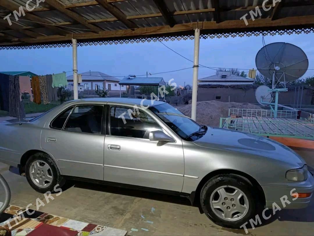 Toyota Camry 1992 - 86 000 TMT - Baýramaly - img 3