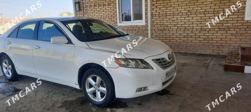 Toyota Camry 2009 - 150 000 TMT - Байрамали - img 2