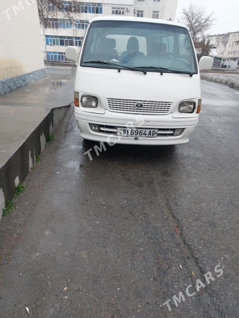 Toyota Hiace 2004 - 125 000 TMT - Ашхабад - img 2