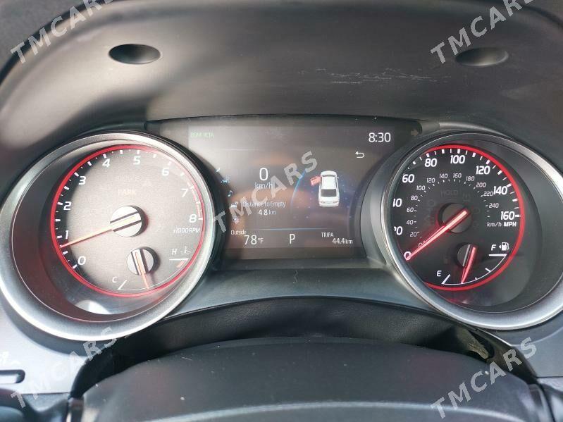 Toyota Camry 2022 - 340 000 TMT - Büzmeýin - img 10