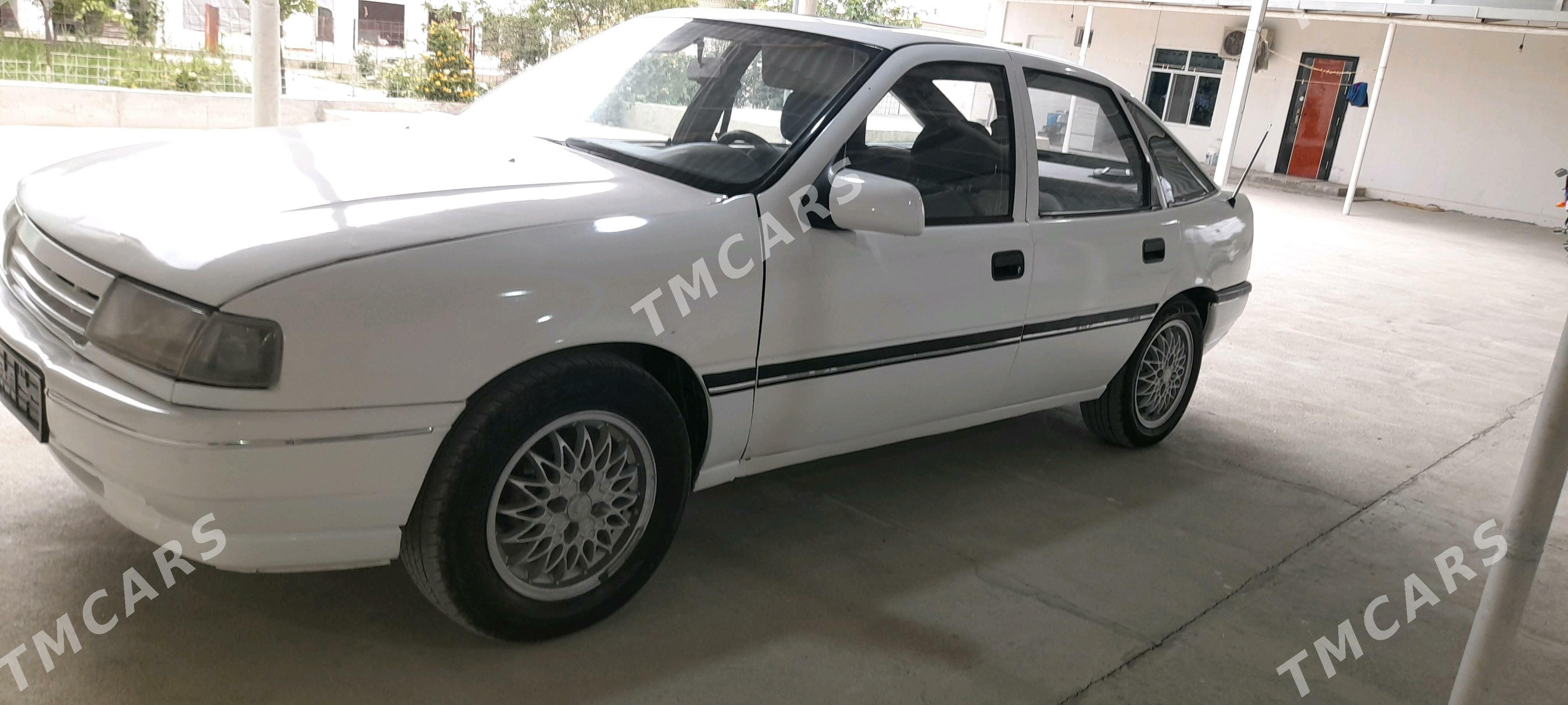 Opel Vectra 1991 - 45 000 TMT - Bäherden - img 5