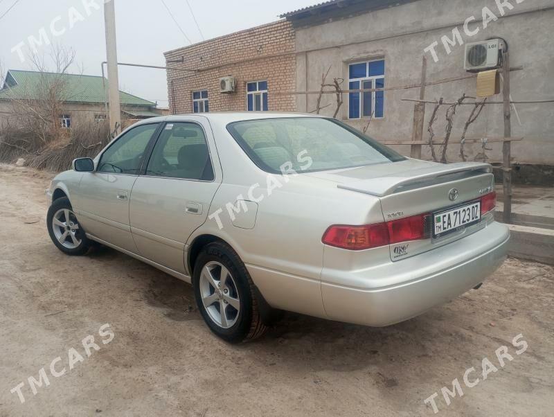 Toyota Camry 2001 - 150 000 TMT - Кёнеургенч - img 6