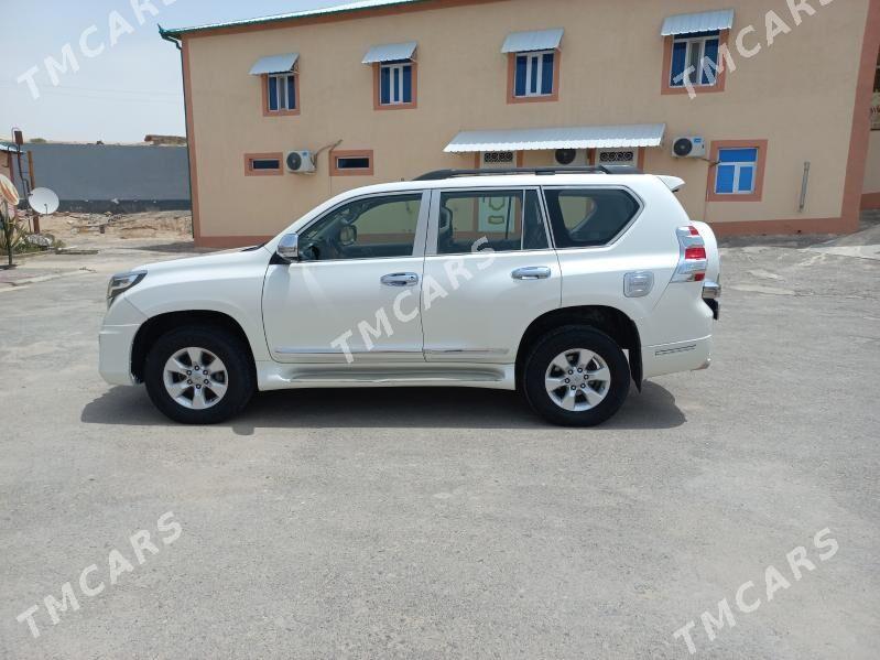 Toyota Land Cruiser Prado 2010 - 410 000 TMT - Достлук - img 4
