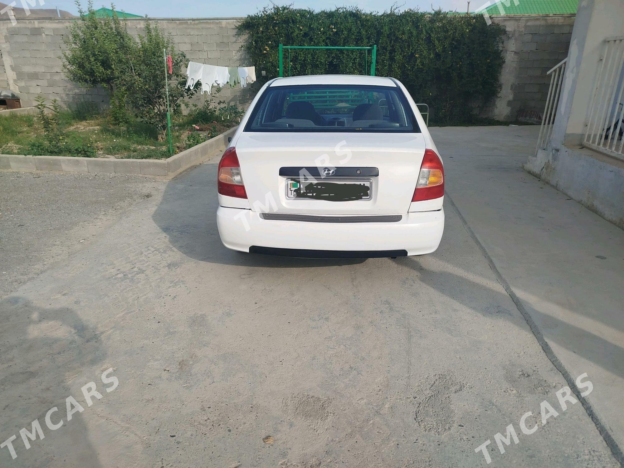 Hyundai Accent 2000 - 48 000 TMT - Гёкдепе - img 3