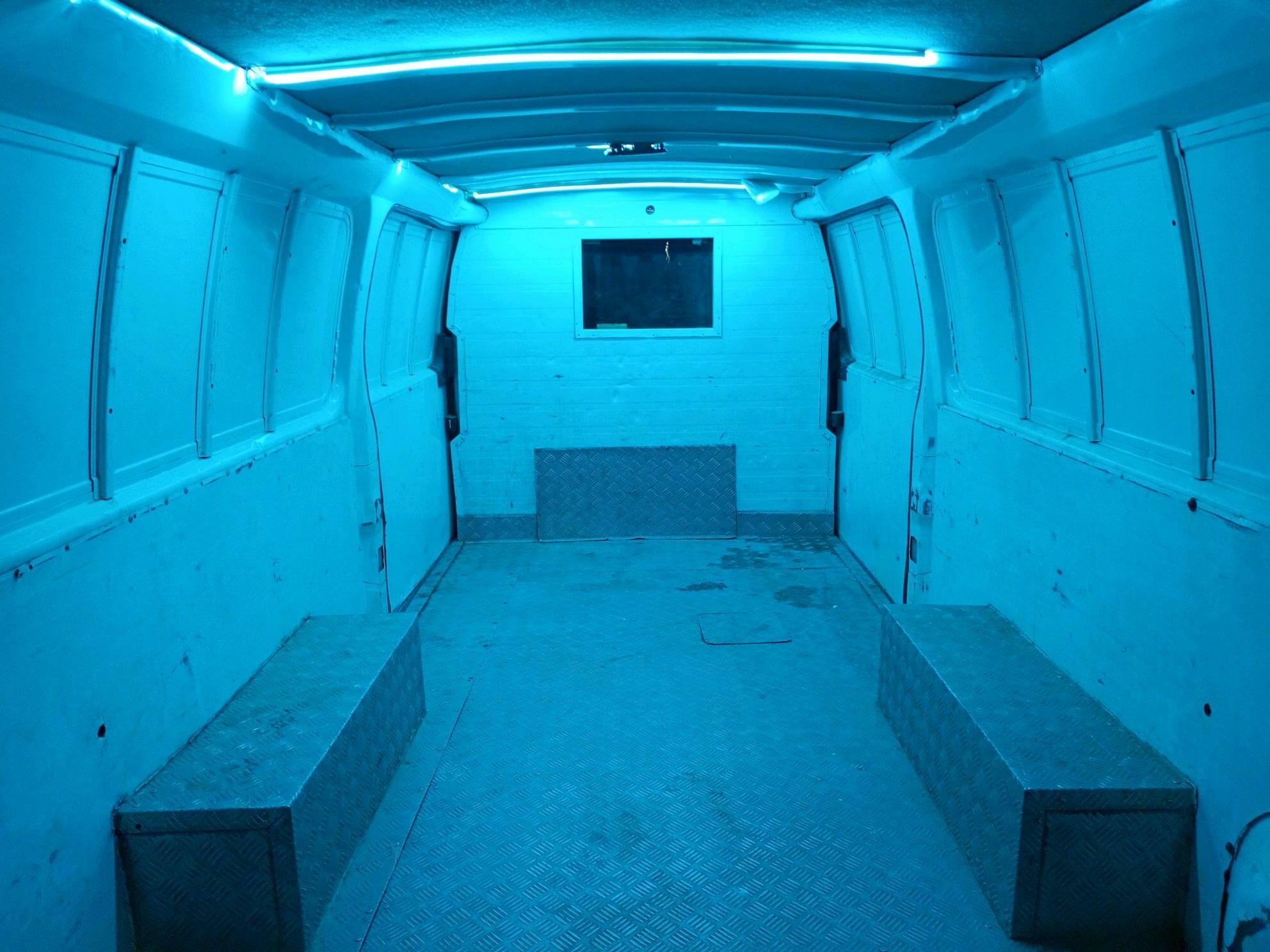Nissan Urvan 2004 - 120 000 TMT - Dänew - img 8