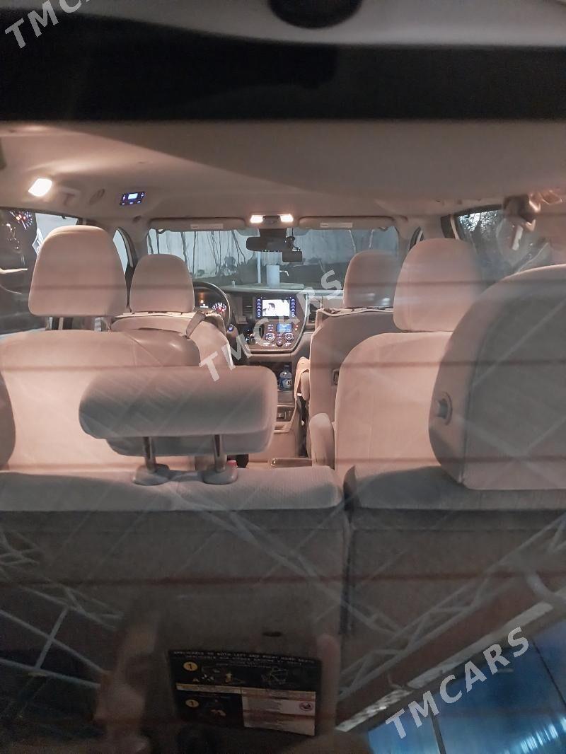 Toyota Sienna 2019 - 400 000 TMT - Gökdepe - img 6