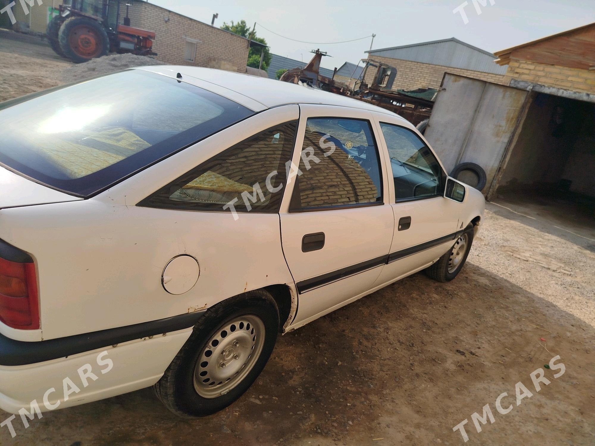 Opel Vectra 1994 - 32 000 TMT - Murgap - img 3