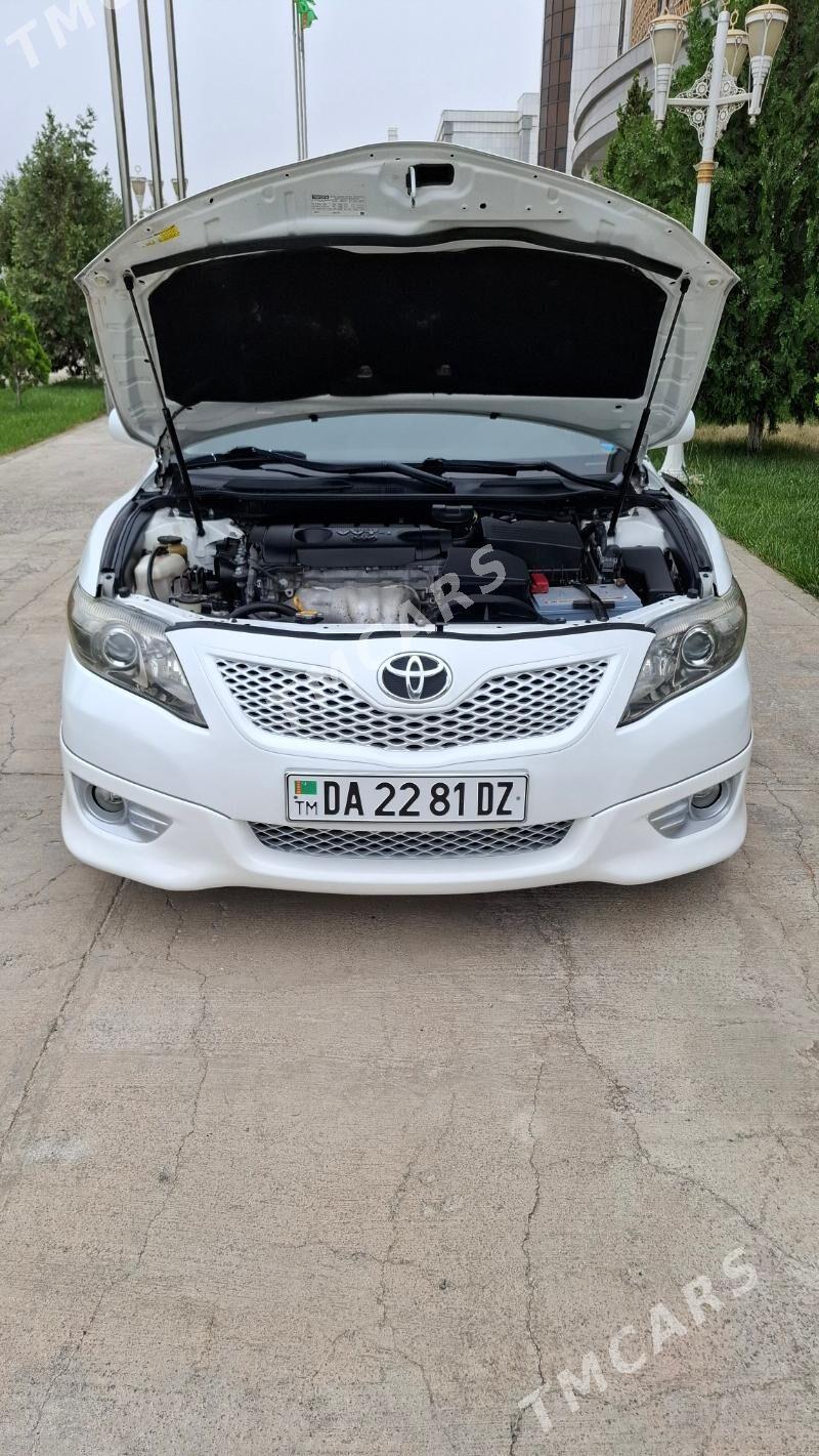 Toyota Camry 2010 - 220 000 TMT - Дашогуз - img 6