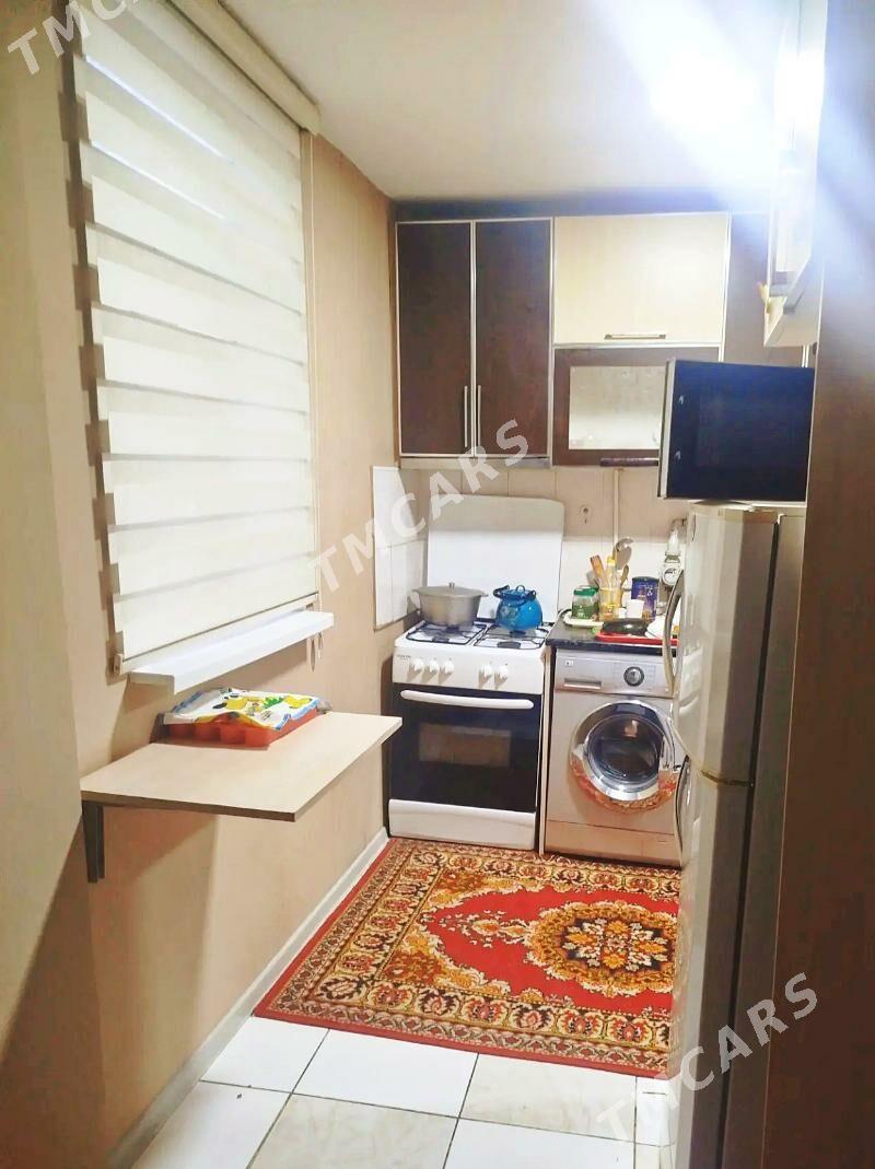 4 микр, 1 в 2-х ком квартира - Aşgabat - img 3