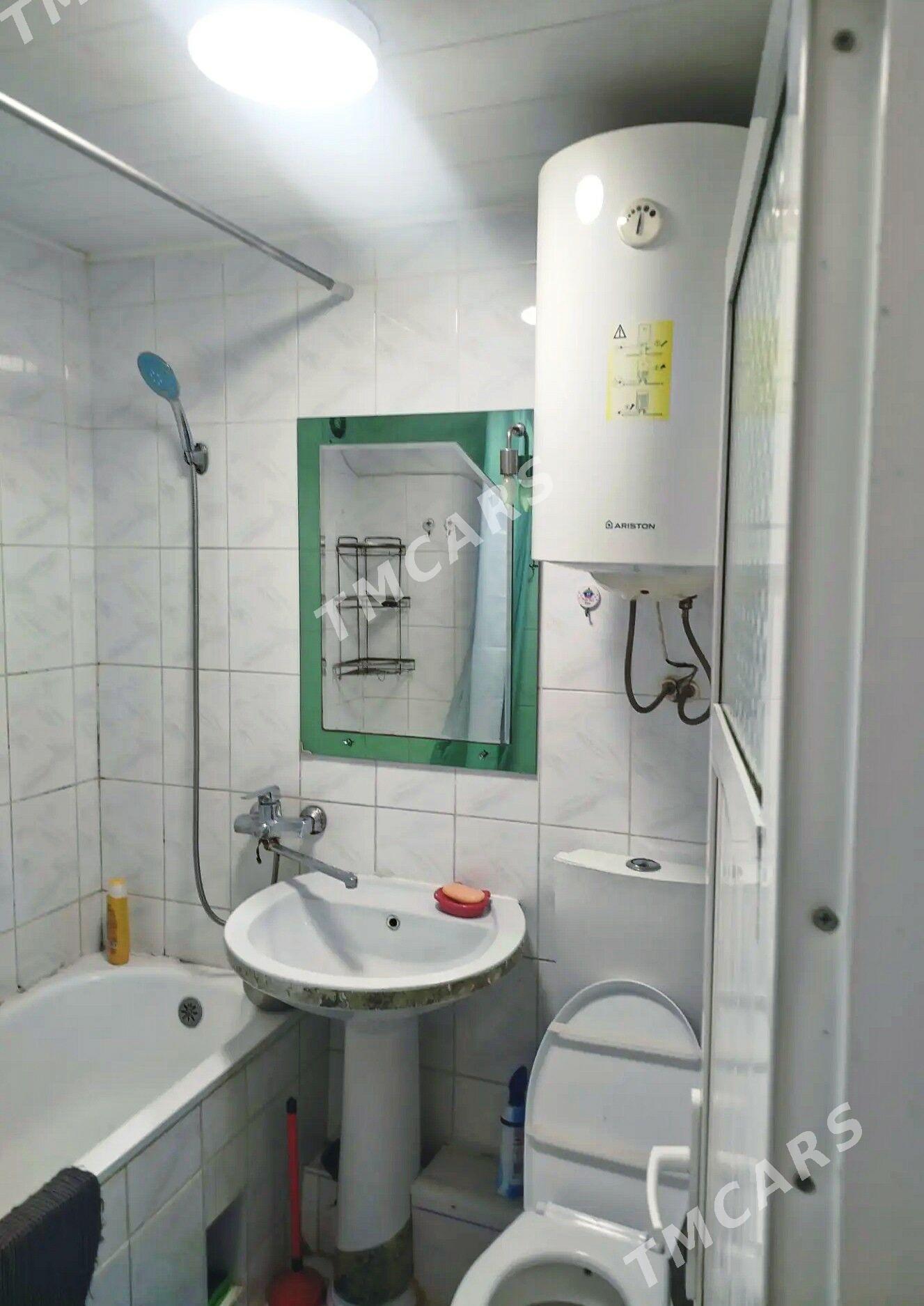 4 микр, 1 в 2-х ком квартира - Aşgabat - img 6