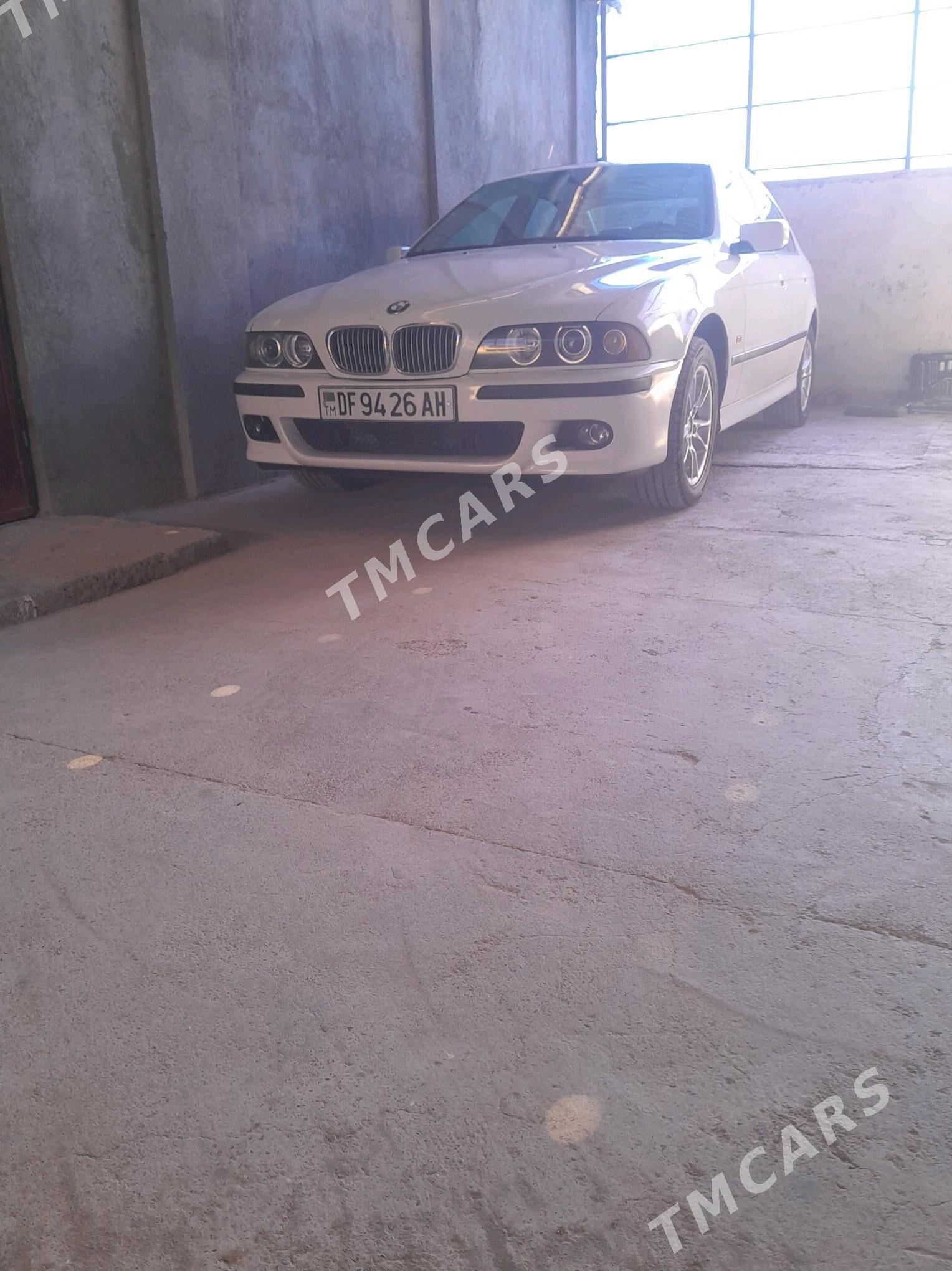 BMW E39 2002 - 120 000 TMT - Arzuw - img 2