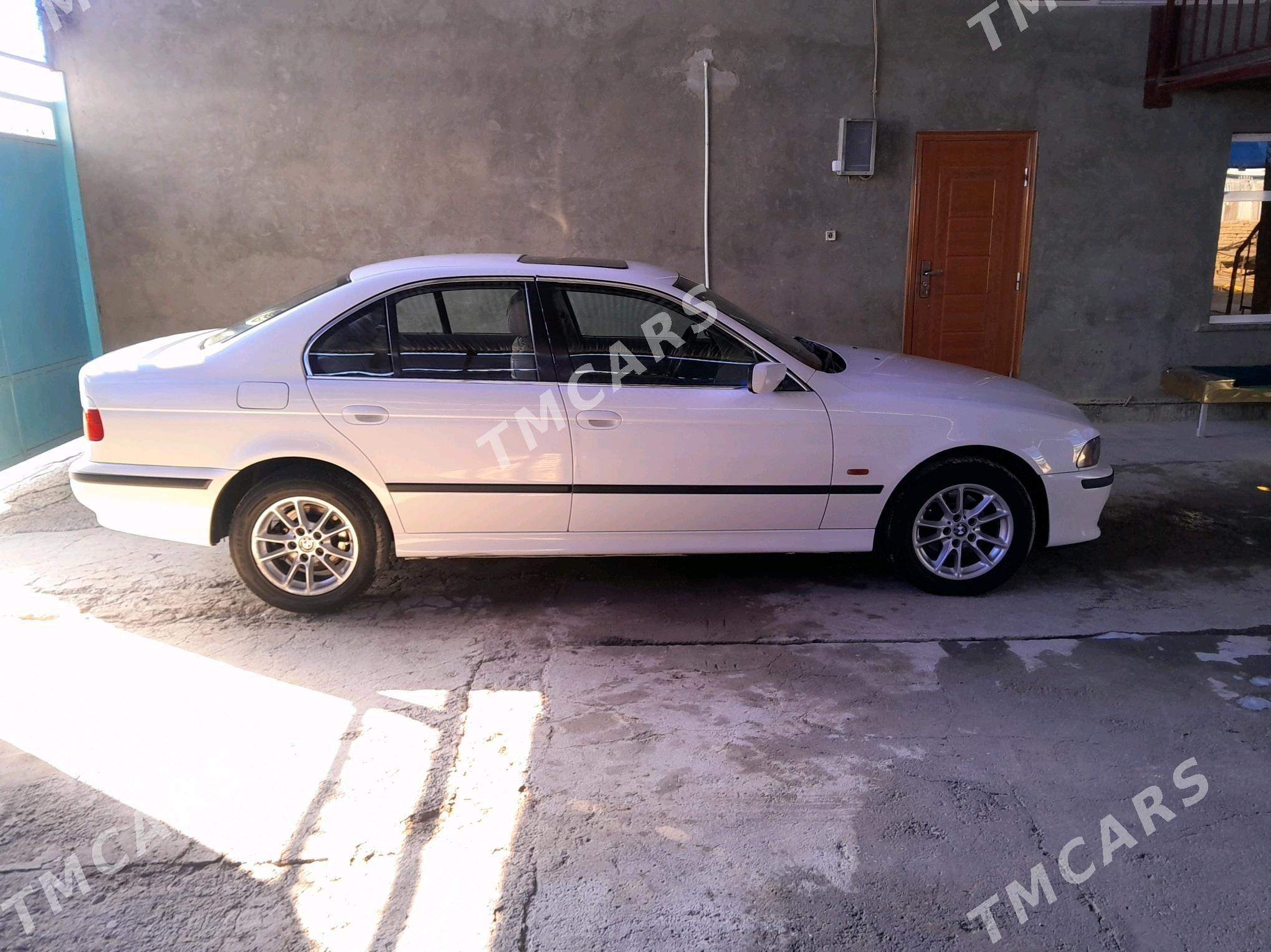 BMW E39 2002 - 120 000 TMT - Arzuw - img 5