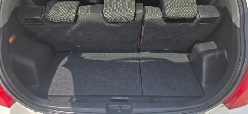 Toyota Yaris 2006 - 118 000 TMT - Нефтегаз (ул. Андалиб-Юбилейная) - img 6