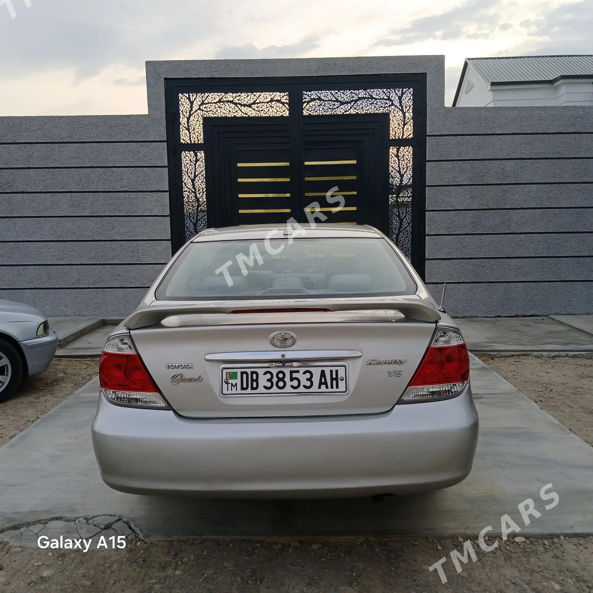Toyota Camry 2005 - 162 000 TMT - Gyzylarbat - img 3