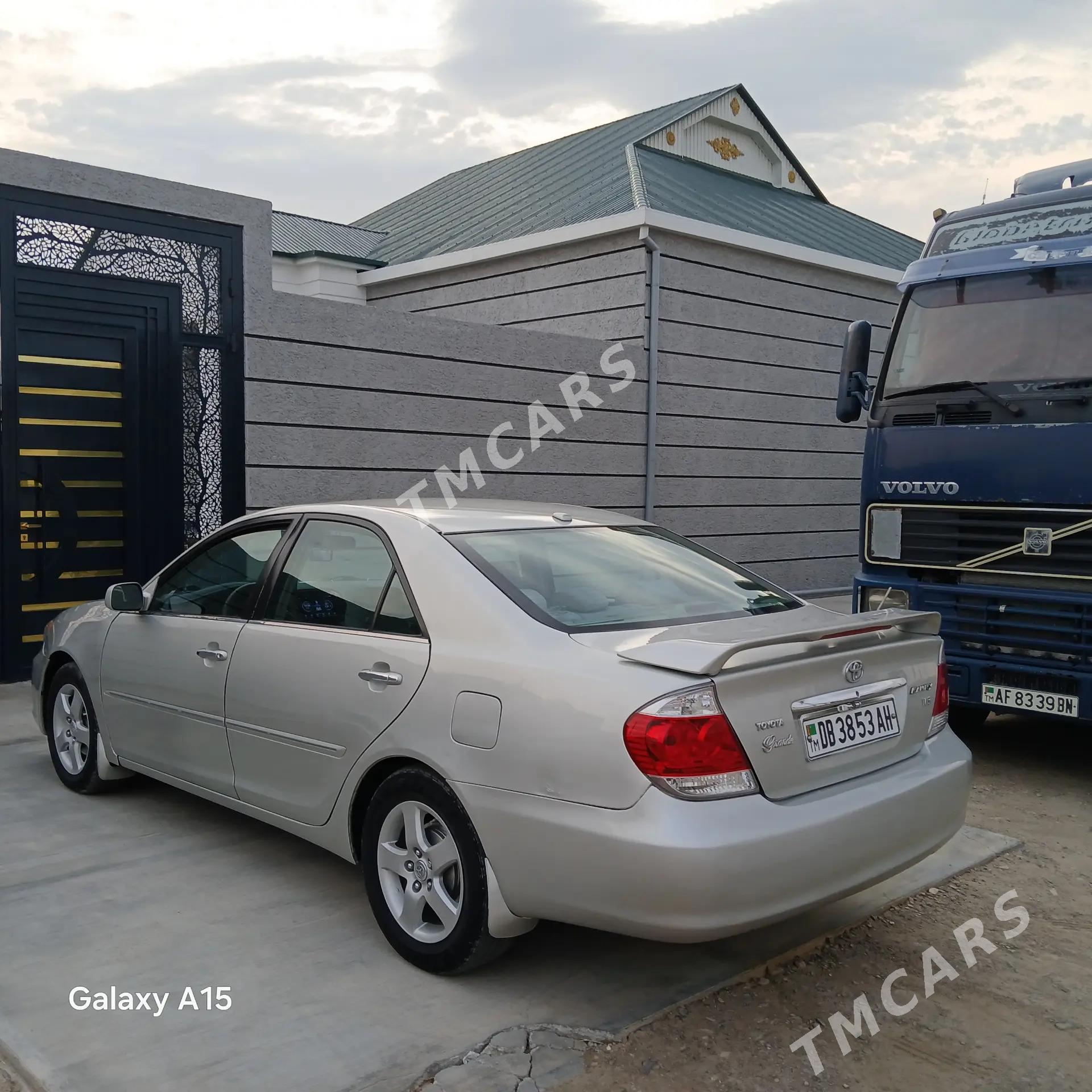 Toyota Camry 2005 - 162 000 TMT - Gyzylarbat - img 1