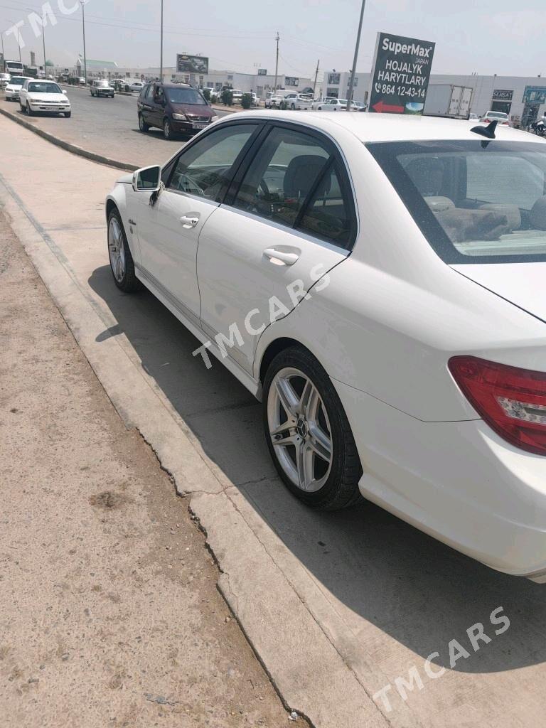Mercedes-Benz C300 2010 - 170 000 TMT - Tejen - img 3