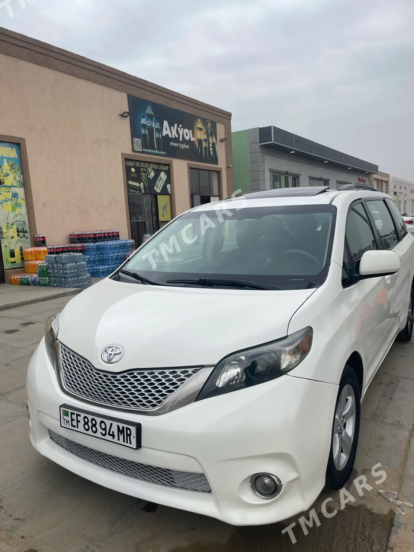 Toyota Sienna 2012 - 300 000 TMT - Mary - img 5