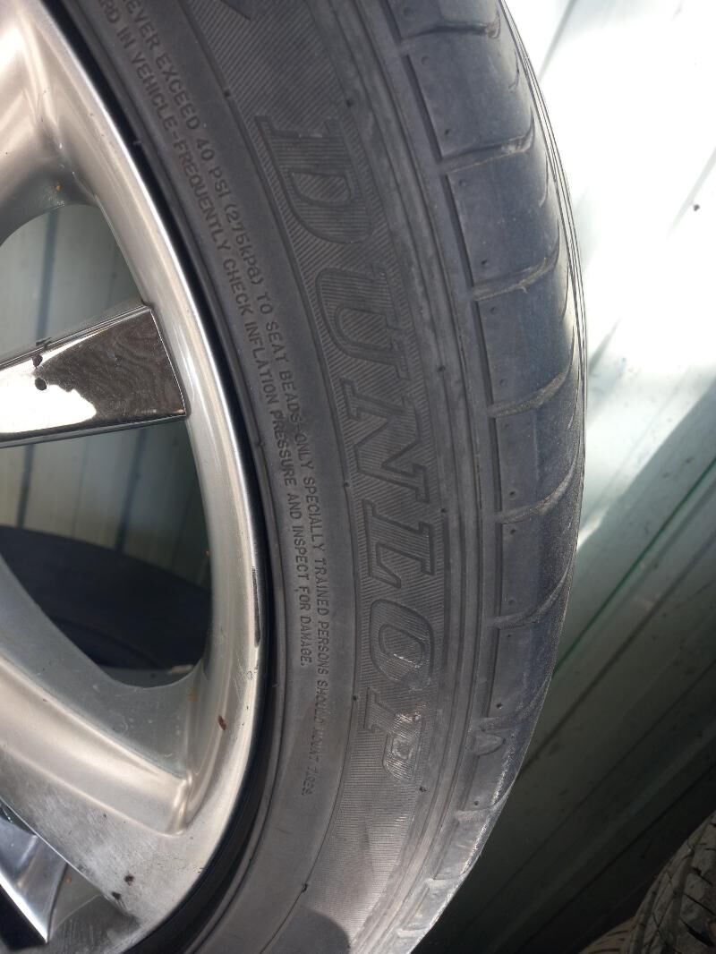 235-45-18 dunlop 300 TMT - Bedew - img 4