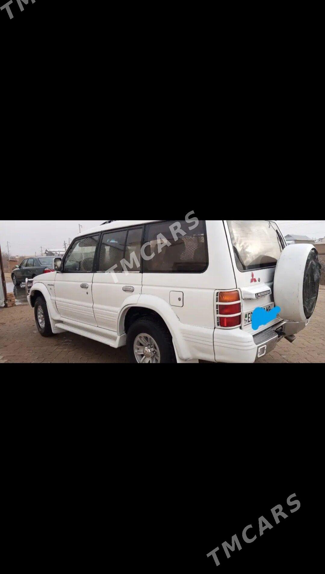 Mitsubishi Montero 1992 - 60 000 TMT - Garagum etraby - img 6