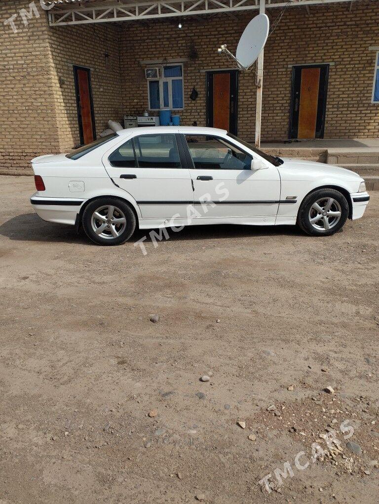 BMW 3 Series 1996 - 35 000 TMT - Sarahs - img 2