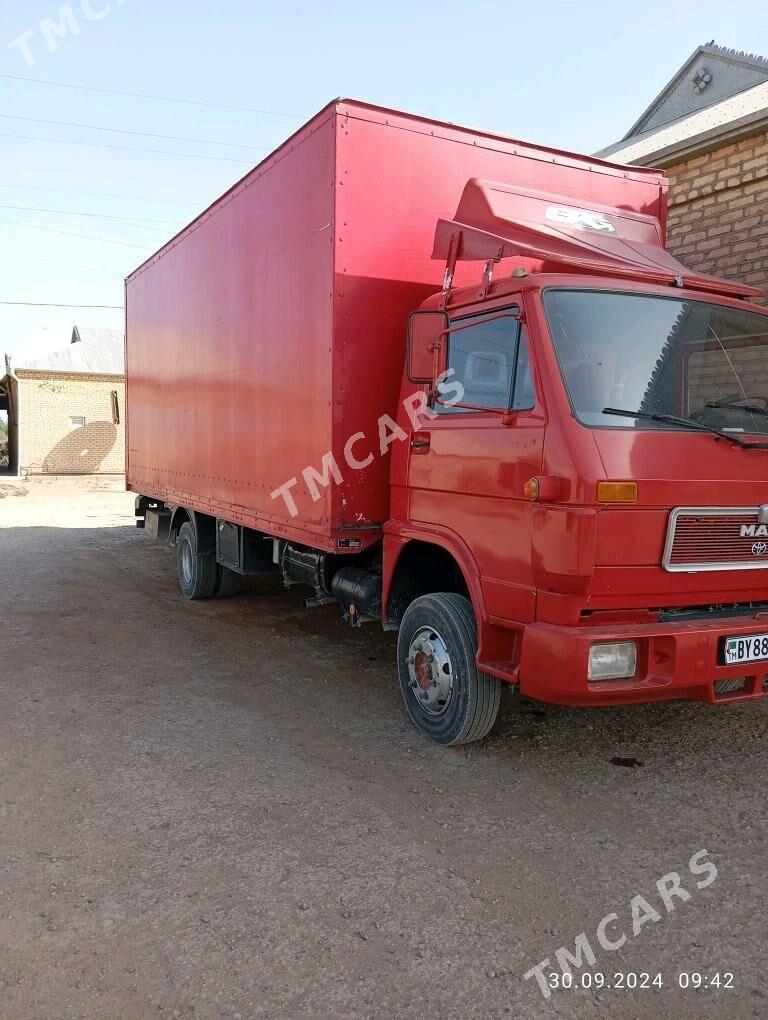 Man LE 140 1992 - 180 000 TMT - Мургап - img 3
