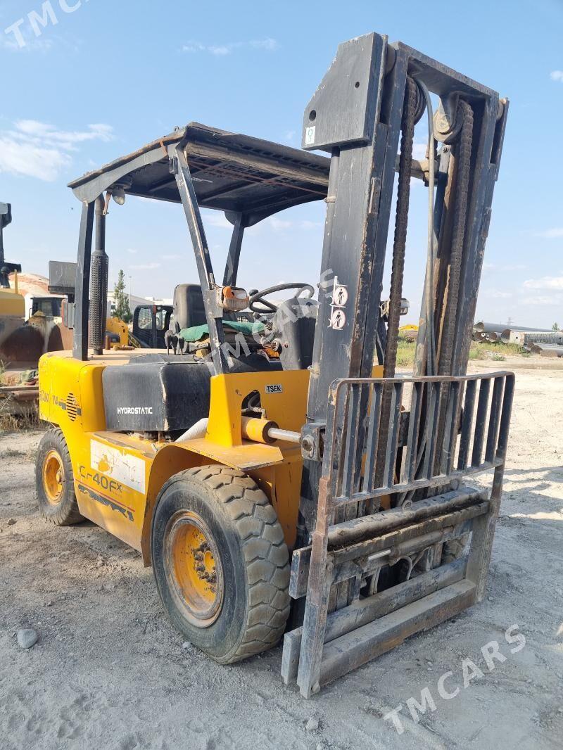 LiuGong Forklift 2010 - 110 000 TMT - Aşgabat - img 4