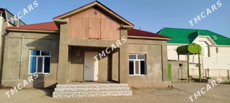 Nebitçi 17kw 40x80 düzmergen - Балканабат - img 3