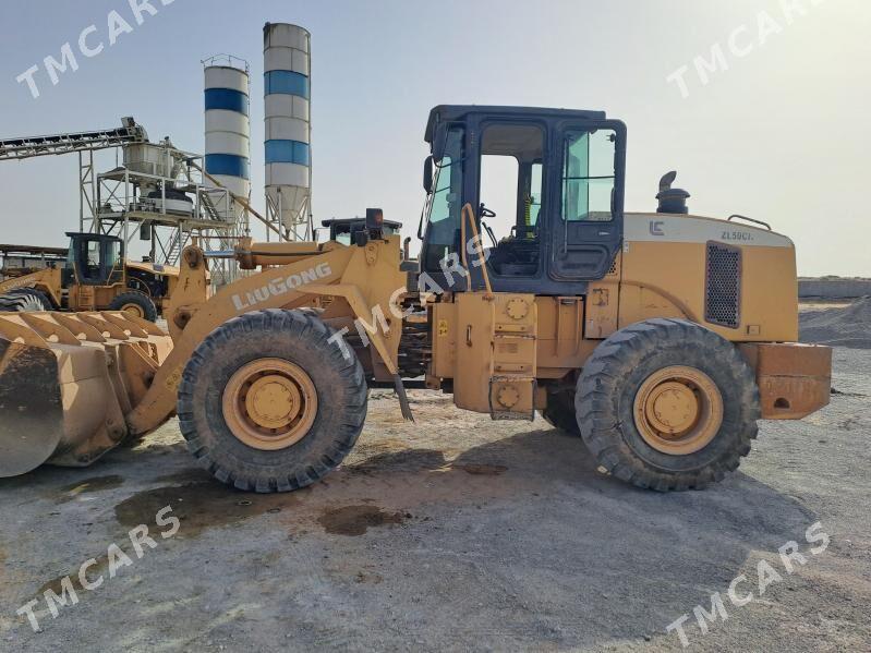XCMG ZL50 2014 - 600 000 TMT - Арзув - img 4