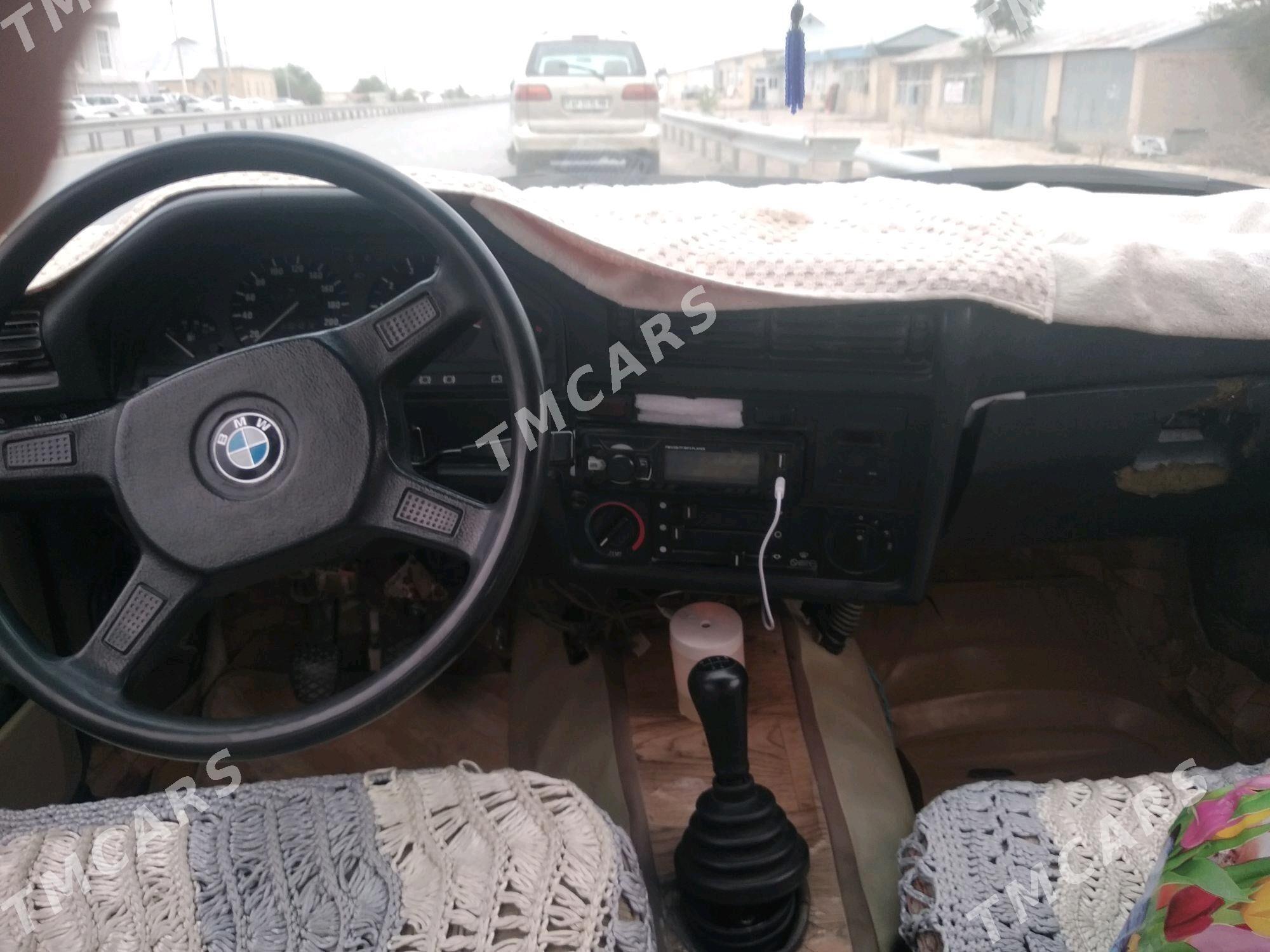 BMW 3 Series 1987 - 12 000 TMT - Ёлётен - img 4