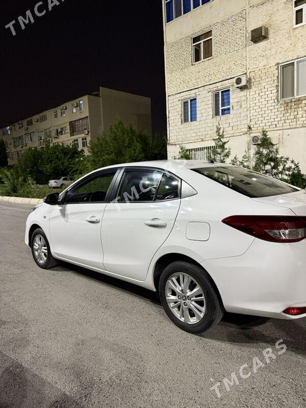 Toyota Corolla 2020 - 185 000 TMT - Ашхабад - img 10
