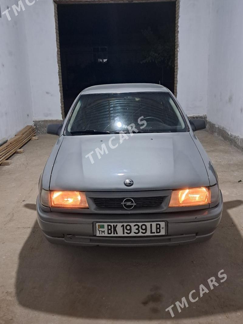 Opel Vectra 1993 - 32 000 TMT - Dänew - img 8