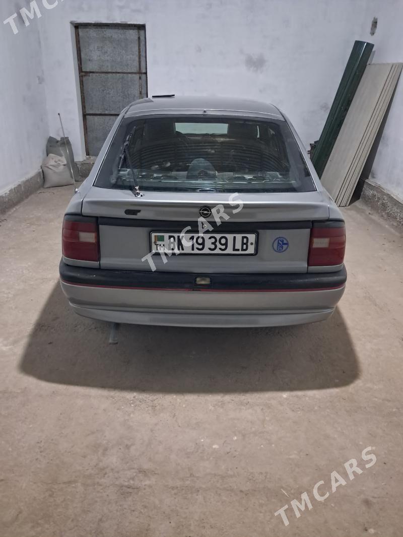 Opel Vectra 1993 - 32 000 TMT - Dänew - img 3