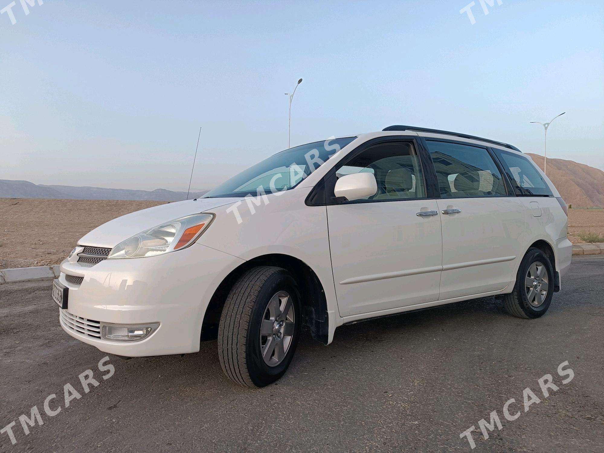 Toyota Sienna 2004 - 240 000 TMT - Balkanabat - img 2