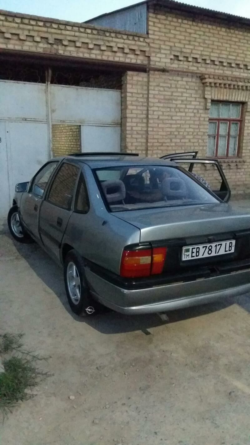 Opel Vectra 1992 - 25 000 TMT - Туркменабат - img 3