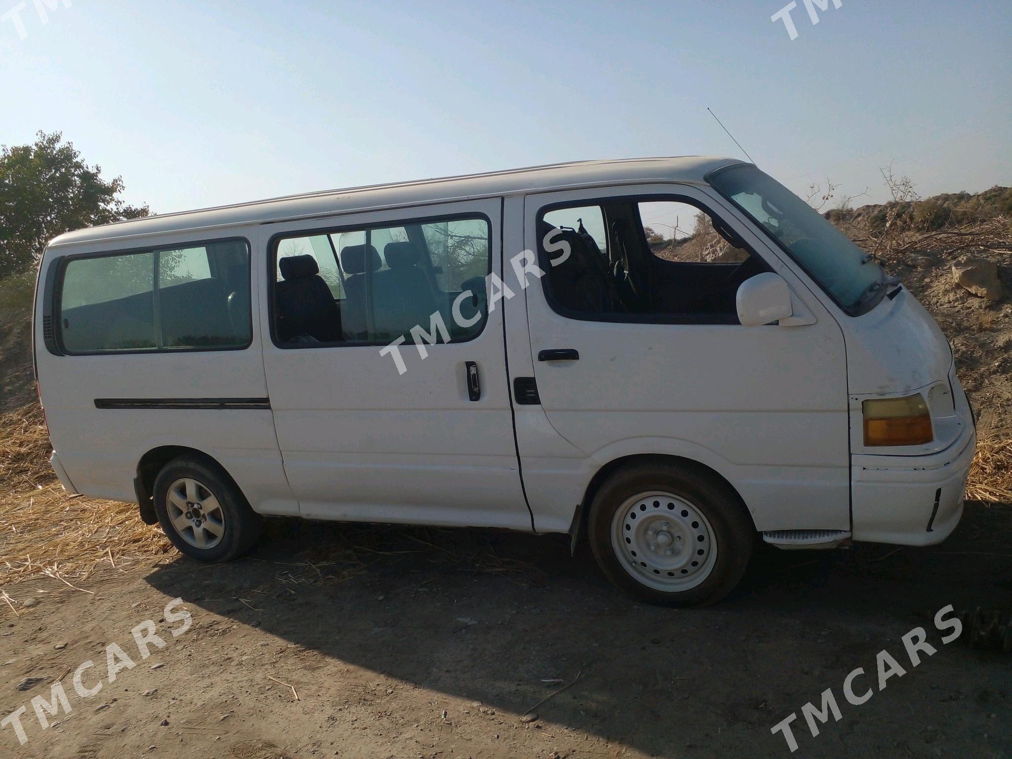 Toyota Hiace 2003 - 110 000 TMT - Койтендаг - img 2