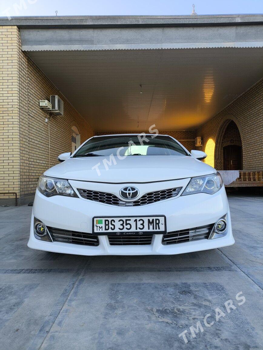 Toyota Camry 2013 - 290 000 TMT - Мары - img 2