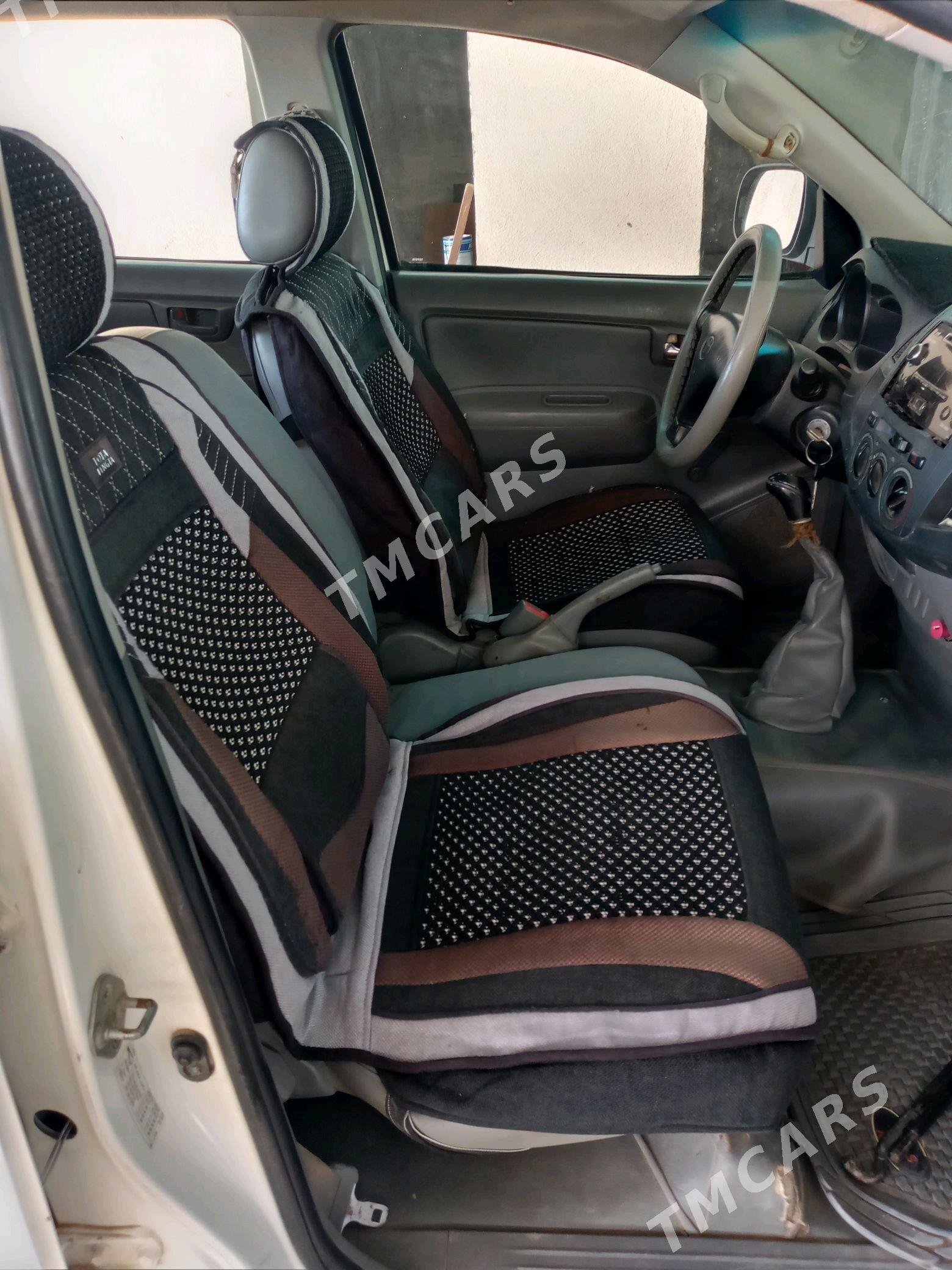 Toyota Hilux 2008 - 180 000 TMT - Ашхабад - img 2