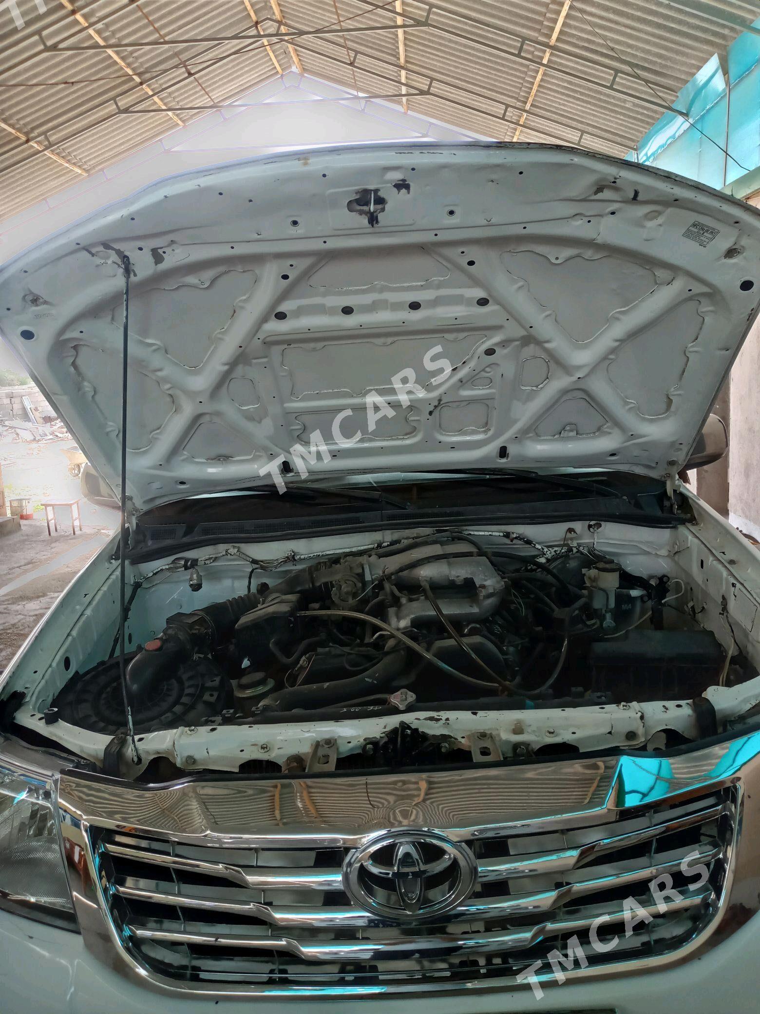 Toyota Hilux 2008 - 180 000 TMT - Ашхабад - img 6