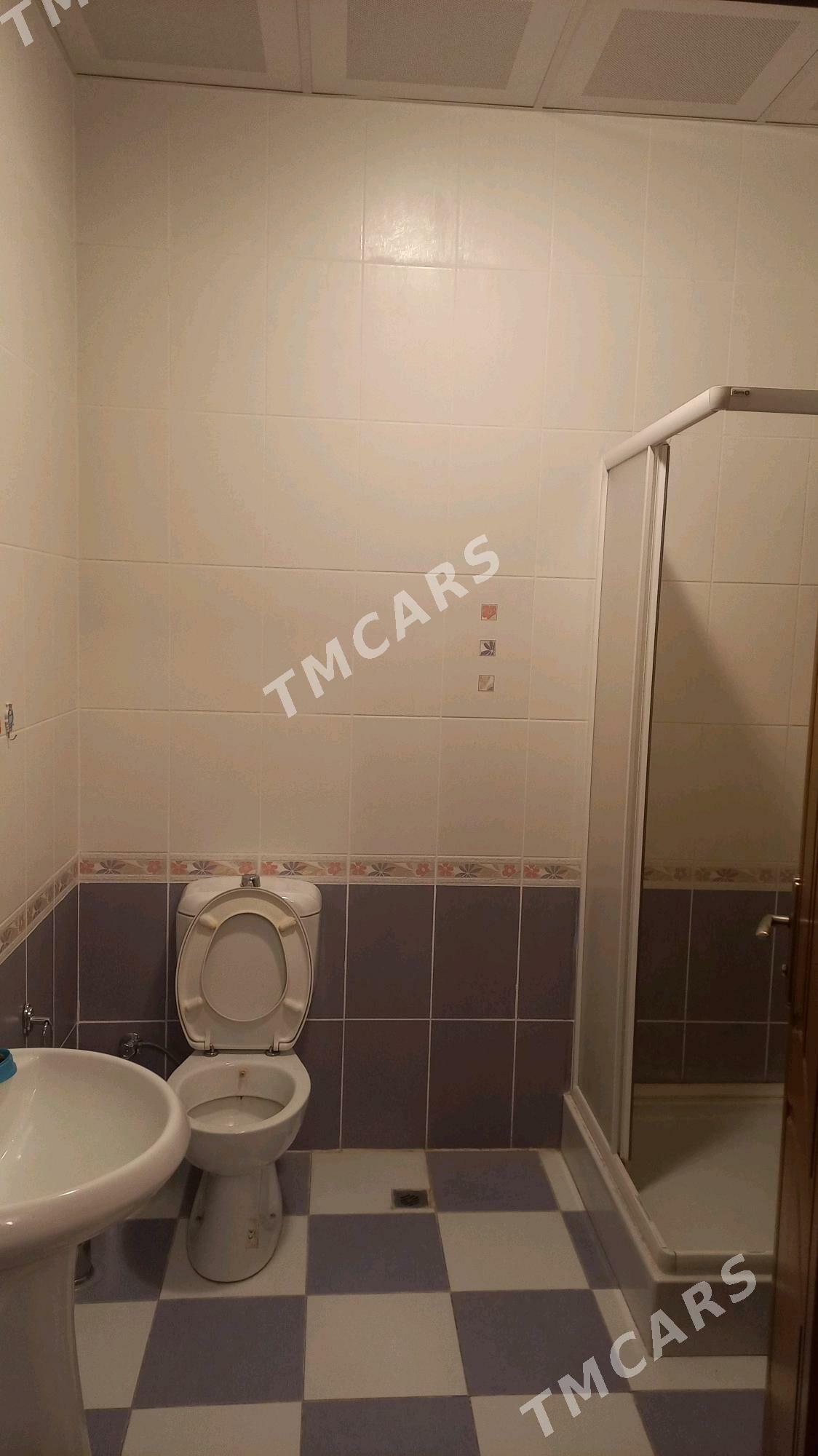 Elitkada Komnat Комната Элитка - Sowetskiý köç. (Garaşsyzlyk şaýoly) - img 3