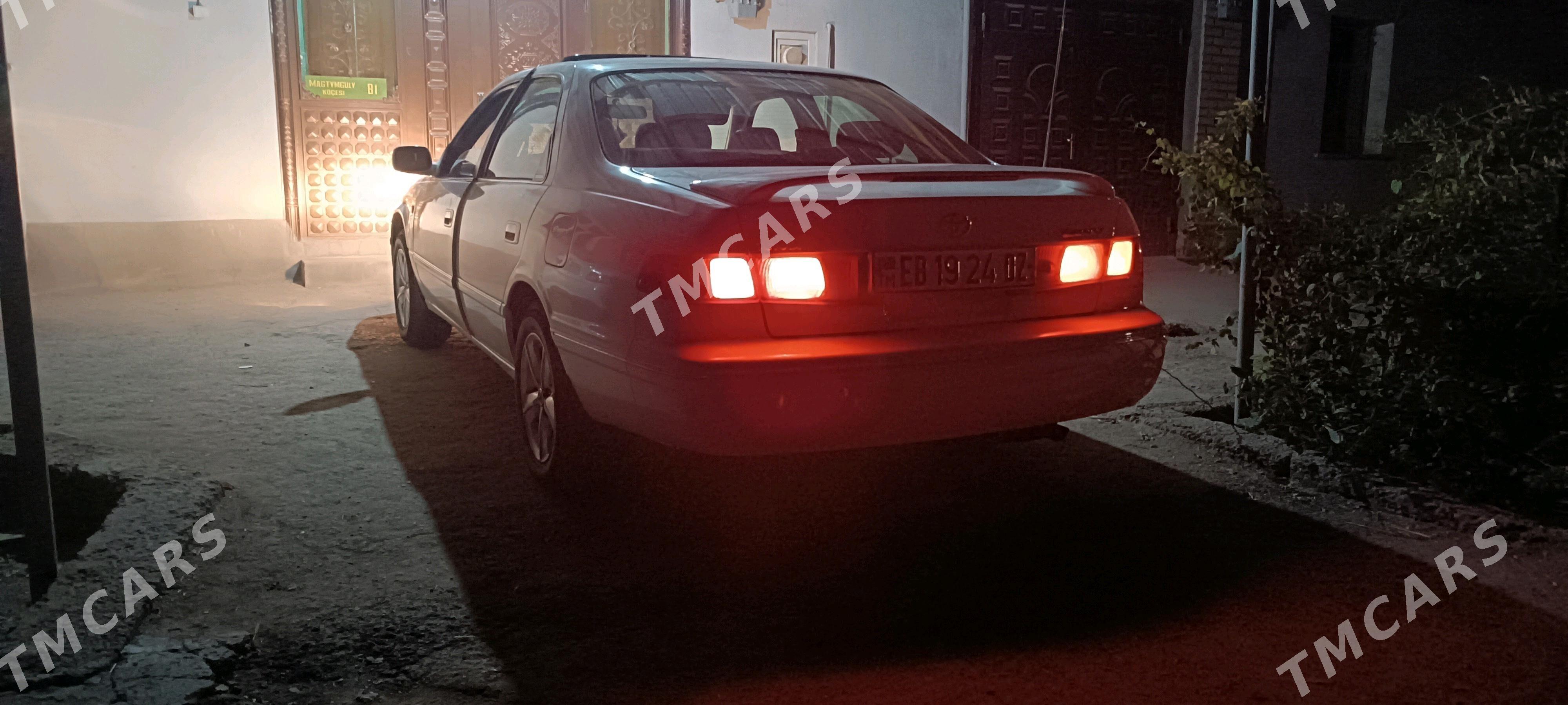 Toyota Camry 1999 - 120 000 TMT - Şabat etr. - img 2