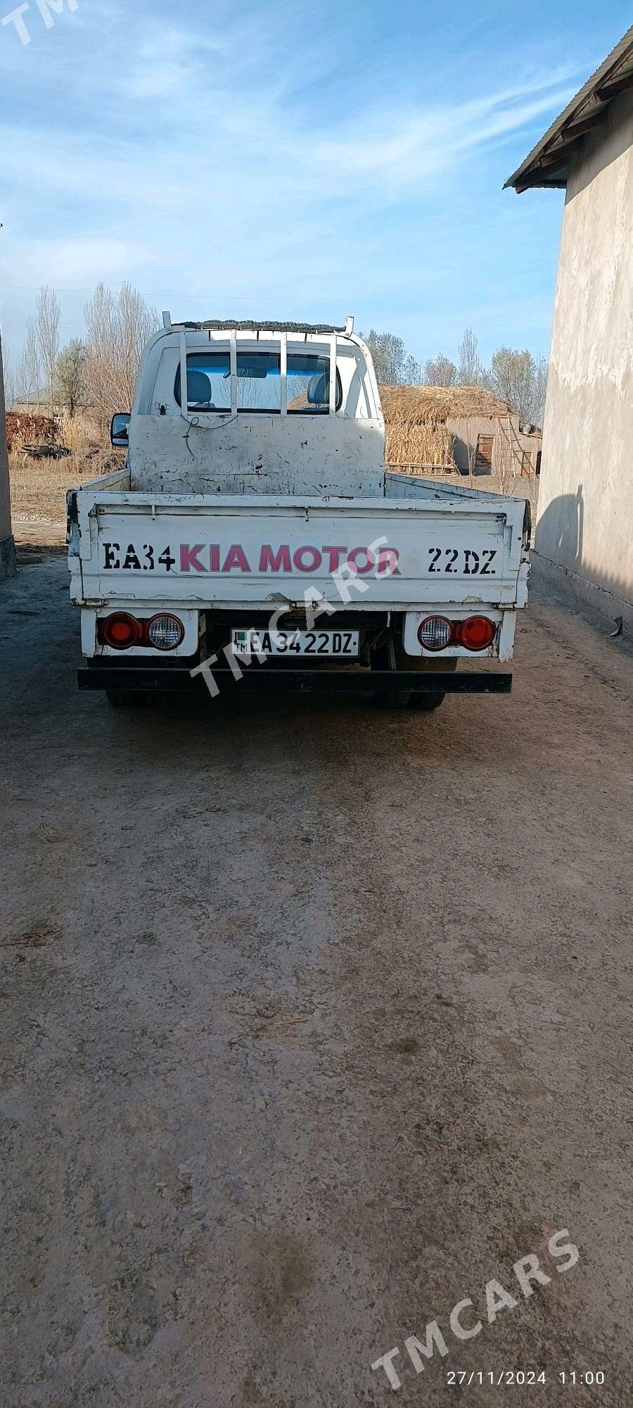 Kia Bongo 2006 - 130 000 TMT - Köneürgenç - img 2