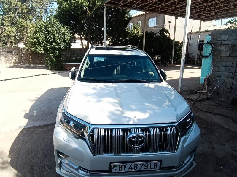 Toyota Land Cruiser Prado 2022 - 995 000 TMT - Köýtendag - img 8
