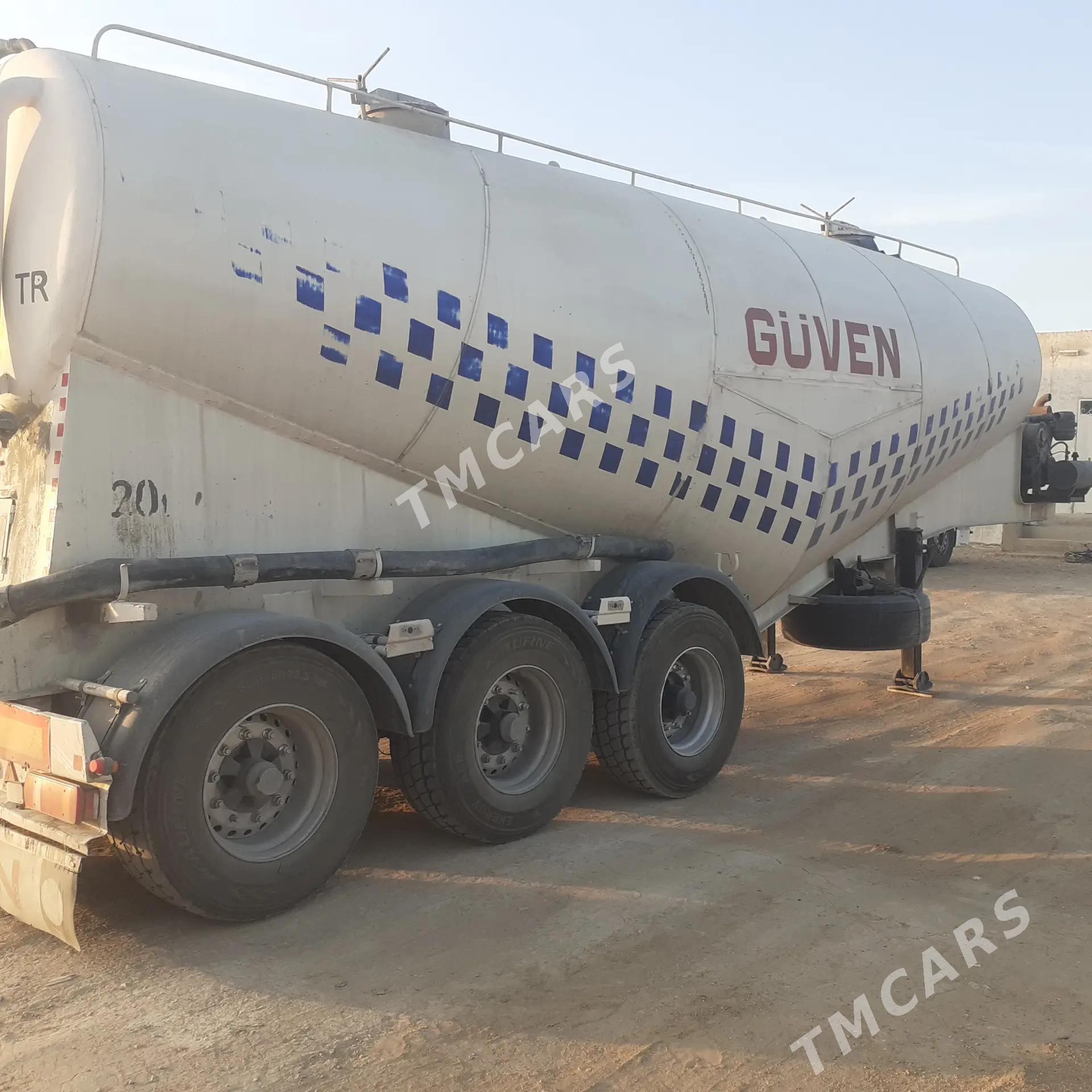 Man TGX 2019 - 1 300 000 TMT - Jebel - img 8