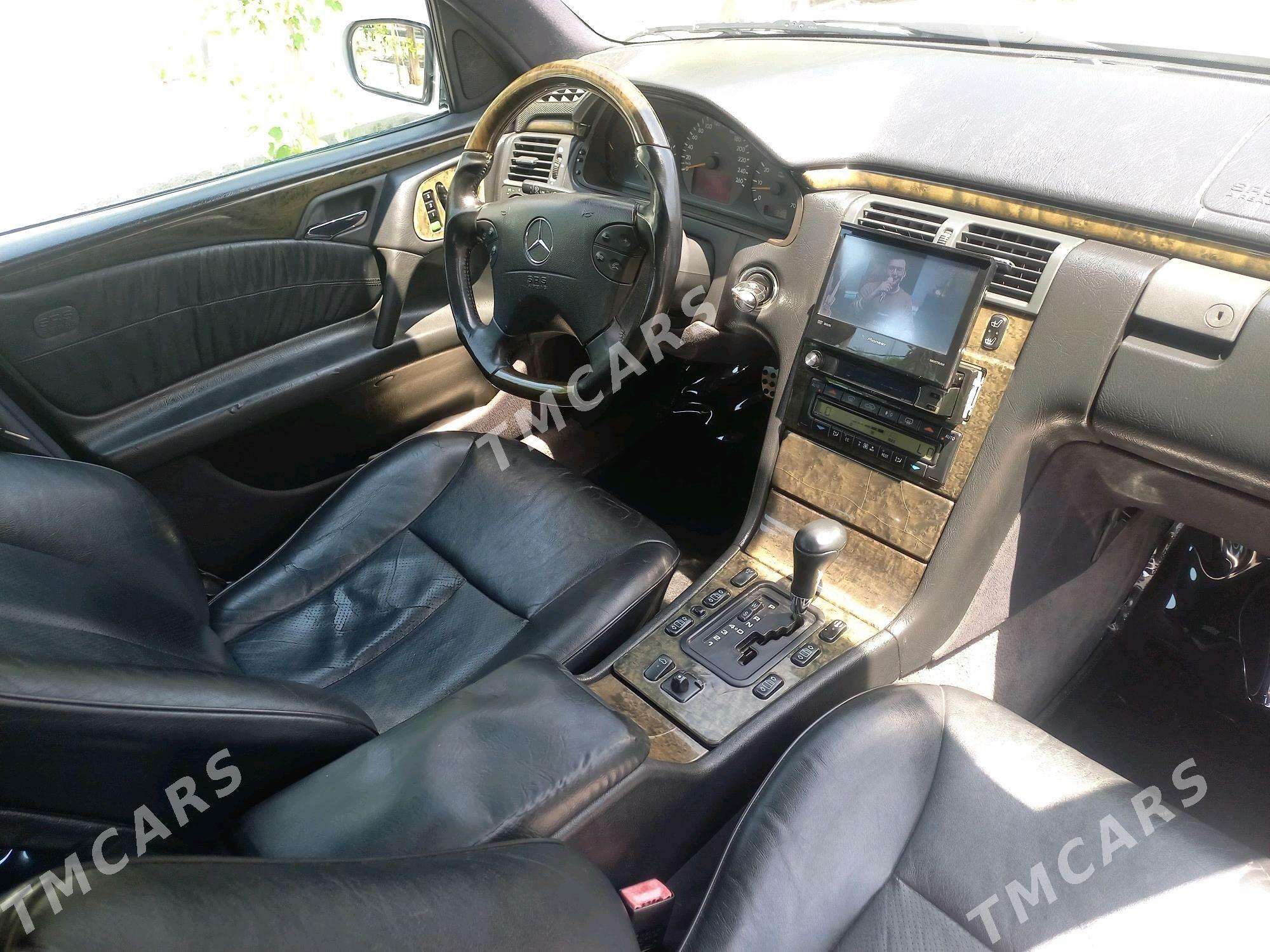 Mercedes-Benz E500 1998 - 115 000 TMT - Aşgabat - img 2